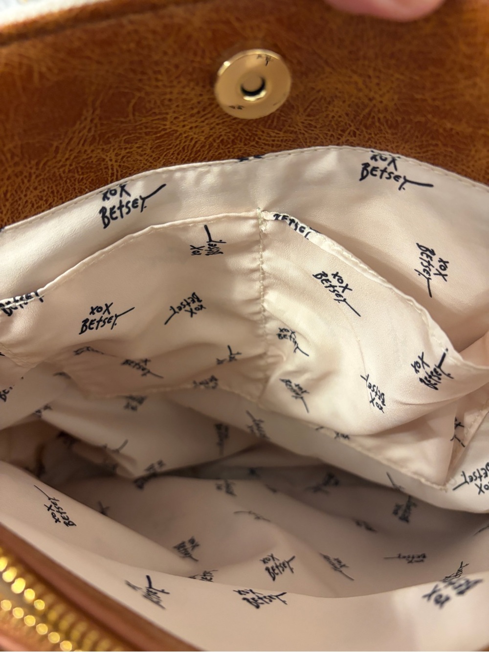 Authentic Betsey Johnson "XOKIARA" Quilted Heart Tote Bag - Picture 5 of 10
